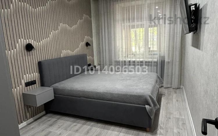 3-бөлмелі пәтер · 75 м² · 1/3 қабат, Победы 21, бағасы: 18 млн ₸ в Темиртау — фото 2