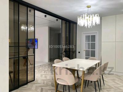 3-бөлмелі пәтер · 120 м² · 6/10 қабат, Самал 82 — Коняхина, бағасы: 56 млн ₸ в Уральске