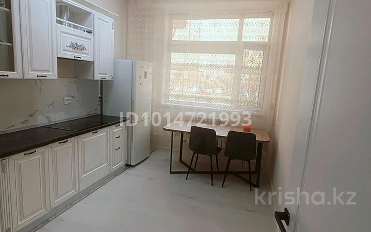 1-бөлмелі пәтер · 40 м² · 1/13 қабат, 16-ш/а. 84, бағасы: 20 млн ₸ в Актау, 16-й мкр  — фото 2