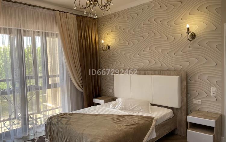 2-комнатная квартира · 75.3 м² · 2/8 этаж, 18 мкр — Еримбетова за 17 000 ₸ в Шымкенте, Енбекшинский р-н — фото 2