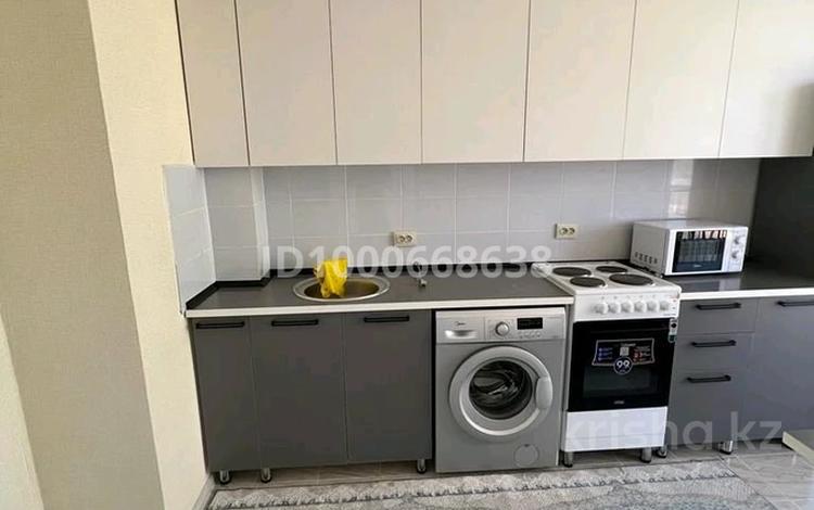 1-комнатная квартира · 31 м² · 3/12 этаж, 11 — Находится возле Turan Mall,ресторан Ramada за 110 000 〒 в Туркестане — фото 2
