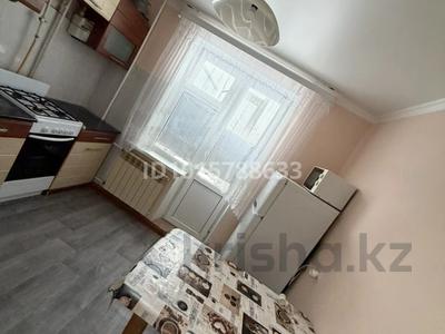 1-бөлмелі пәтер · 36 м² · 3/5 қабат, 2 ш/а. 298, бағасы: 150 000 ₸ в Актобе, мкр 8