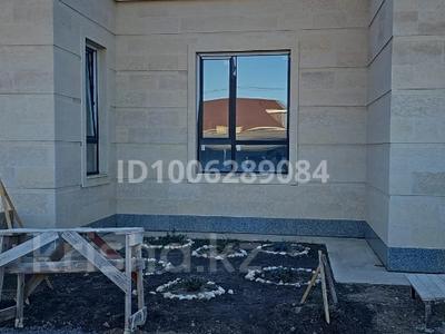 Отдельный дом · 4 комнаты · 210 м² · 10 сот., Аркалык 68 за 85 млн 〒 в Косшы