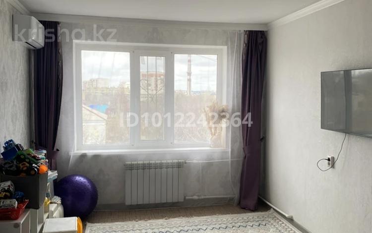 2-бөлмелі пәтер · 55 м² · 5/5 қабат, Авиагородок 20, бағасы: 12.5 млн ₸ в Актобе, мкр Авиагородок — фото 2