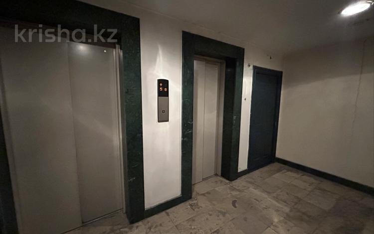 5-бөлмелі пәтер · 292 м² · 12/13 қабат, Бузурбаева 33а, бағасы: 180 млн ₸ в Алматы, Медеуский р-н — фото 2