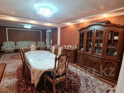 5-комнатная квартира · 163 м² · 3/9 этаж, Физкультурная 9/4 1 — Физкультурная 9/4, напротив 39 школы за 70 млн 〒 в Семее