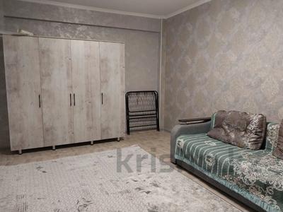 1-бөлмелі пәтер · 50 м² · 1/9 қабат · ай сайын, мкр Мамыр-4, бағасы: 220 000 〒 в Алматы, Ауэзовский р-н