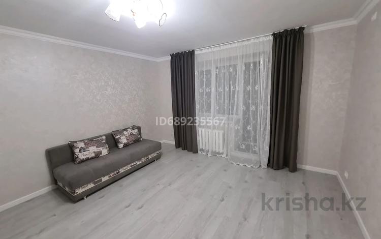 1-комнатная квартира, 42 м², 5/9 этаж помесячно, Майлина за 170 000 〒 в Астане, Алматы р-н — фото 2