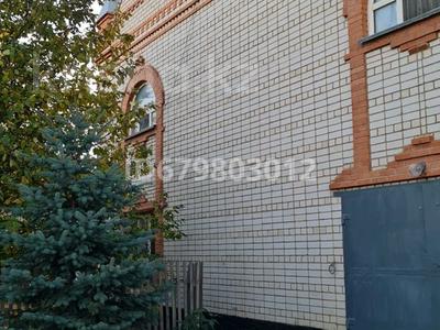 Жеке үй · 5 бөлме · 300 м² · 10 жүзд., Зачаганск пгт ш/а., Автомобилист 110 — Нижегородская, бағасы: 65 млн ₸ в Уральске, мкр. Зачаганск пгт