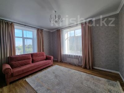 2-бөлмелі пәтер, 50 м², 4/10 қабат ай сайын, Строителей 33/4 — ЖК Арман кала, бағасы: 220 000 〒 в Караганде, Казыбек би р-н