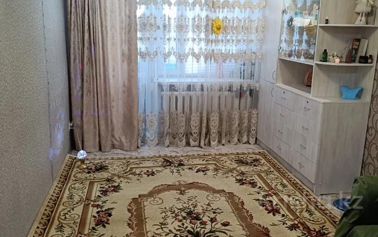 2-комнатная квартира · 44 м² · 3/5 этаж, 2 микрорайон 2 — 10 школа за 12.5 млн ₸ в Абай — фото 2