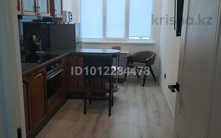 1-бөлмелі пәтер · 35 м² · 10/11 қабат, Солтүстік айналым тас жолы 92/2, бағасы: 180 000 ₸ в Алматы, Алатауский р-н — фото 2