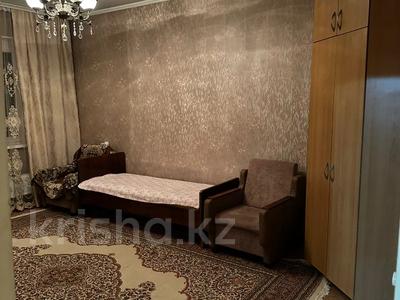 3-комнатная квартира, 71 м², 8/9 этаж, мкр Аксай-4 за 38.3 млн 〒 в Алматы, Ауэзовский р-н