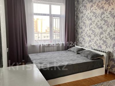 Аренда квартир в Астане: 3-комнатная квартира · 70 м² · 3/16 этаж, Б . Момышулы 15/2 — Тауелсиздик за 300 000 〒 3-комнатная квартира · 70 м² · 3/16 этаж, Б . Момышулы 15/2 — Тауелсиздик за 300 000 〒 в Астане, Алматы р-н