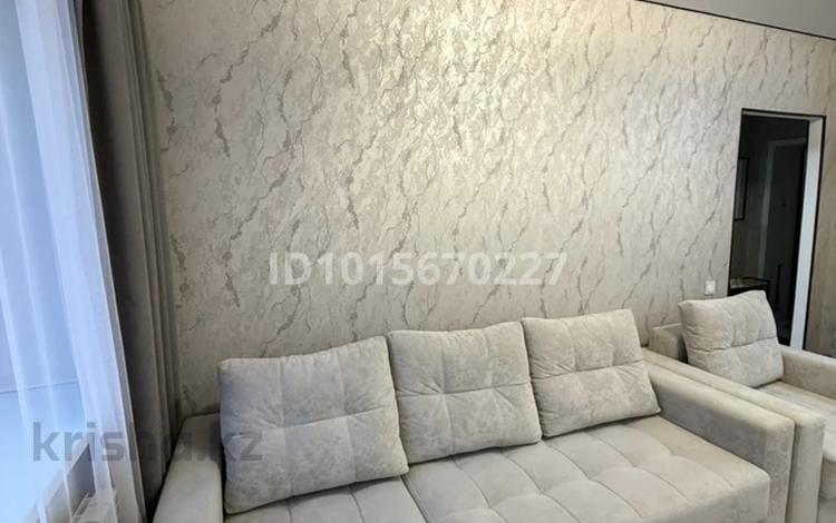 2-бөлмелі пәтер · 35.9 м² · 2/12 қабат, Нажмиденова 15, бағасы: 25 млн ₸ в Астане, Сарайшык р-н — фото 2