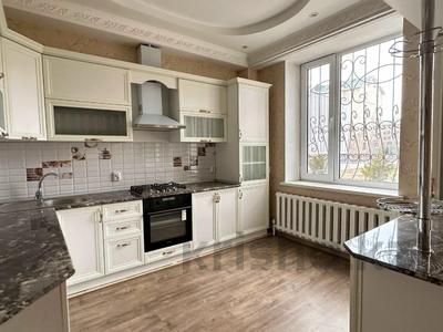 4-комнатная квартира · 237.5 м² · 1/5 этаж, Каратал за 93 млн ₸ в Талдыкоргане