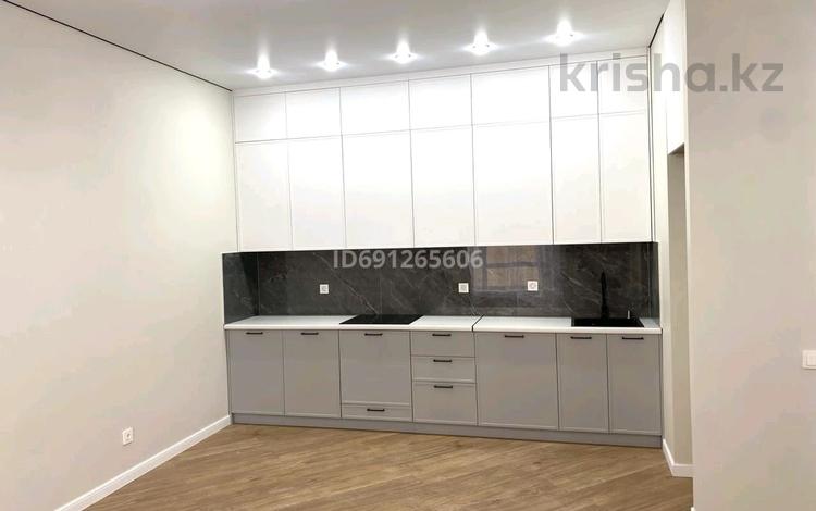 2-комнатная квартира, 40 м², 8/12 этаж, Туран 34а