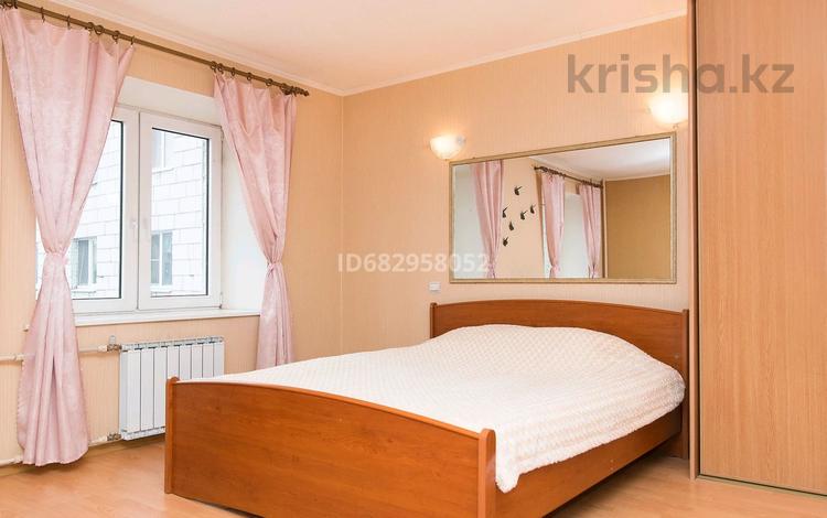 2-комнатная квартира · 76 м² · 6/12 этаж, Сауран 5 за 16 000 〒 в Астане, Есильский р-н — фото 2