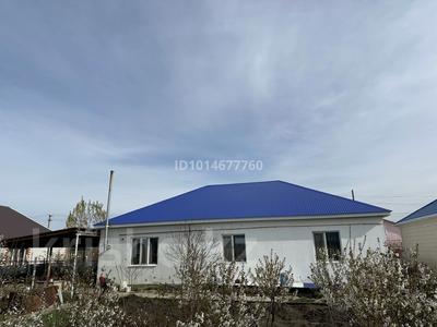 Отдельный дом · 8 комнат · 180 м² · 10 сот., Тепличная 23 — Орталық за 28 млн ₸ в Актобе, жилой массив Курайлы