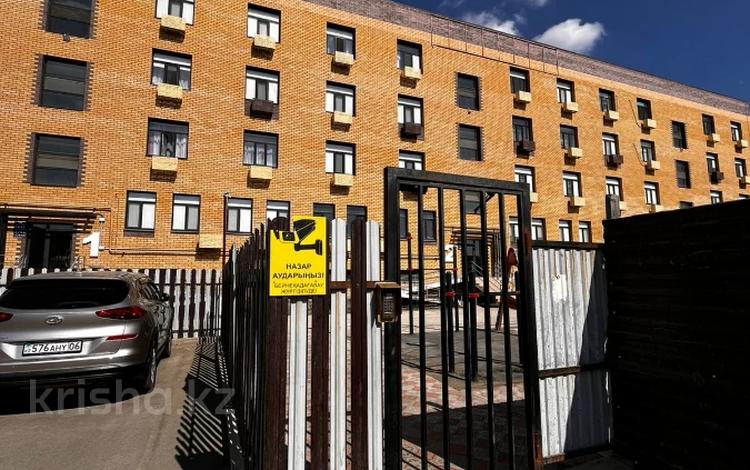 2-комнатная квартира · 70.3 м² · 4/4 этаж, мкр Лесхоз, К.Медеубаев 22Б за 27.7 млн ₸ в Атырау — фото 25