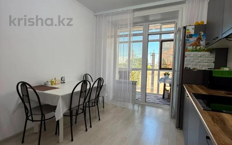 2-бөлмелі пәтер · 64 м² · 2/5 қабат, кенжетаева, бағасы: 27 млн ₸ в Кокшетау — фото 25
