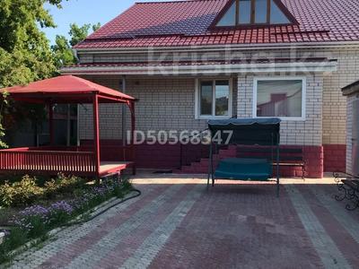 Отдельный дом · 4 комнаты · 220 м² · 6 сот., мкр 5, Тлепбергенова — Тропинина за 72 млн 〒 в Актобе