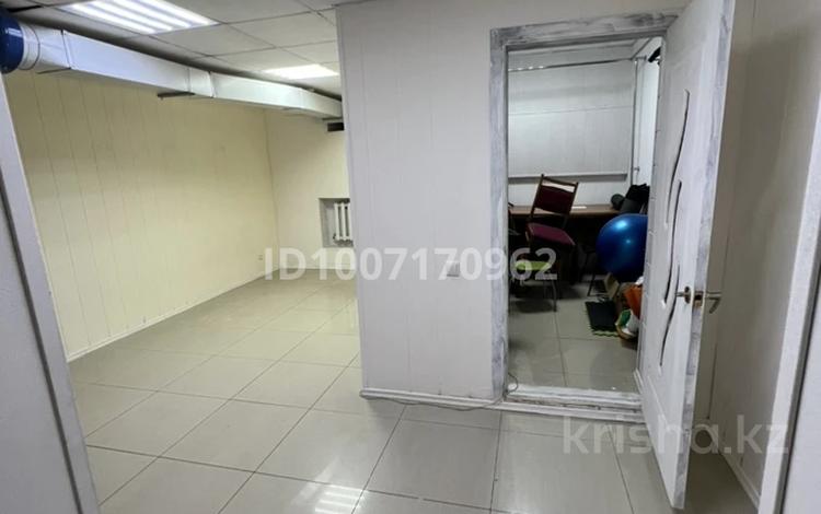 Свободное назначение, офисы · 17 м² за 45 000 〒 в Костанае — фото 6