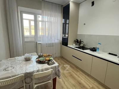 2-комнатная квартира · 77 м² · 9/10 этаж, мкр. Алтын орда, Алия Молдагулова за 40 млн 〒 в Актобе