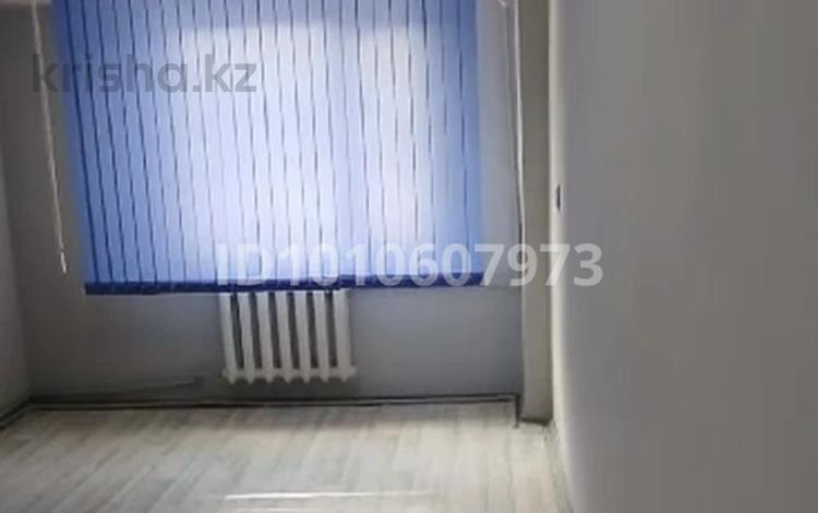 1-бөлмелі пәтер · 30 м² · 2/5 қабат, мкр Малый Самал, бағасы: 6.4 млн ₸ в Шымкенте, Туран р-н — фото 2