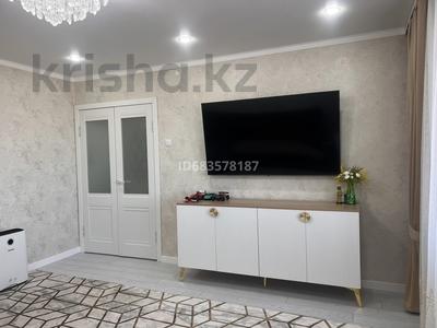 2-бөлмелі пәтер, 51 м², 4/9 қабат, Майкудук, Мкр Голубые пруды 12, бағасы: 25 млн 〒 в Караганде, Алихана Бокейханова р-н