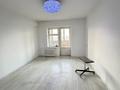 2-комнатная квартира · 61.7 м² · 5/5 этаж, мкр Аксай-2, Райымбека 502а за 27.8 млн ₸ в Алматы, Ауэзовский р-н