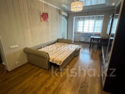 2 бөлмелер, 50 м², Туркестанская 2/3, бағасы: 35 000 〒 в Шымкенте, Аль-Фарабийский р-н