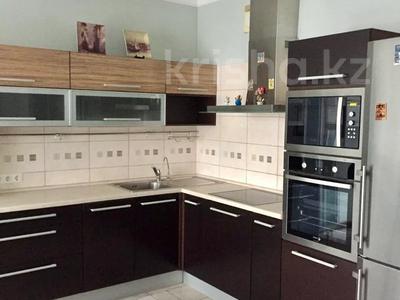 Пәтерлер в Алматы: 2-бөлмелі пәтер · 80 м² · 4/15 қабат · ай сайын, Достык, бағасы: 550 000 〒 2-бөлмелі пәтер · 80 м² · 4/15 қабат · ай сайын, Достык, бағасы: 550 000 〒 в Алматы, Медеуский р-н