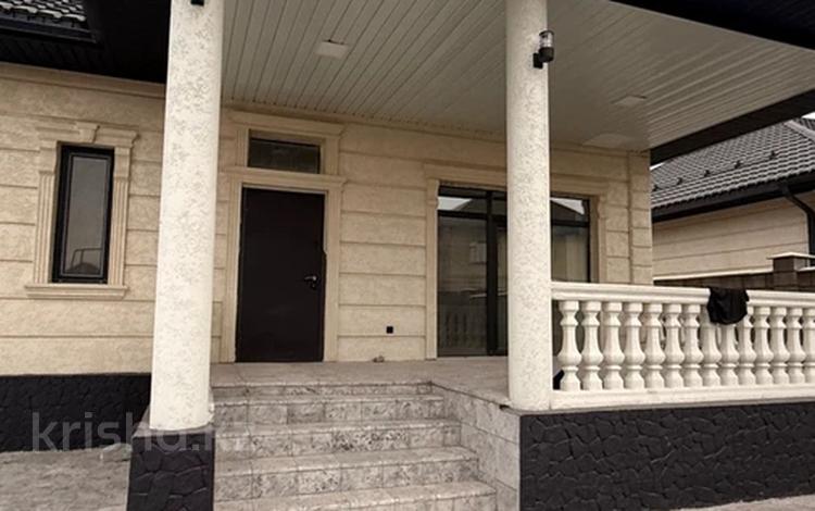 Отдельный дом · 4 комнаты · 180 м² · 5.5 сот., Жылкыбая за 75 млн 〒 в Туздыбастау (Калинино) — фото 2