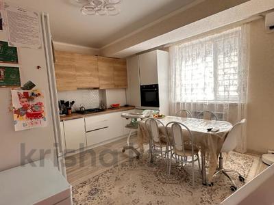 2-бөлмелі пәтер · 83.9 м² · 5/5 қабат, Алтын орда ш/а., бағасы: 23.6 млн ₸ в Актобе, мкр. Алтын орда