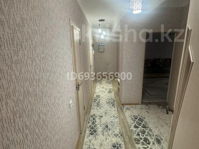 3-комнатная квартира, 69 м², 1/9 этаж, 36 1/2 — Шнос за 22 млн 〒 в Туркестане