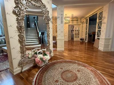 Отдельный дом · 9 комнат · 700 м², Достык 325 за 7 млн 〒 в Алматы, Медеуский р-н