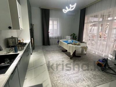 Отдельный дом · 5 комнат · 180 м² · 10 сот., Өтенай,Ақын Сара за 62 млн ₸ в Талдыкоргане