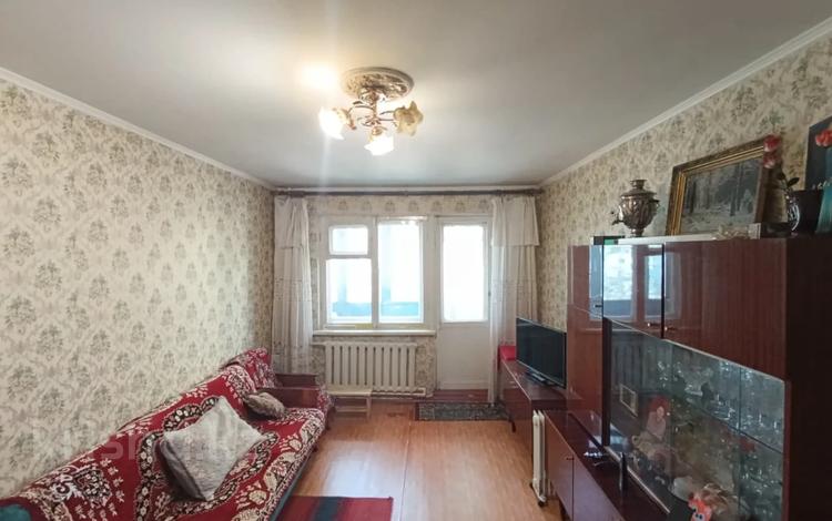 2-бөлмелі пәтер · 48 м² · 2/5 қабат, Майкудук, 18й микрорайон 24, бағасы: 10 млн ₸ в Караганде, Алихана Бокейханова р-н — фото 2
