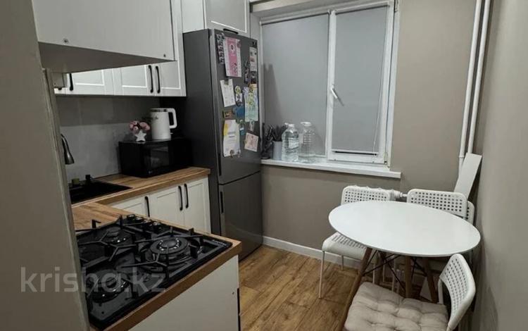 2-комнатная квартира · 43 м² · 1/4 этаж, мкр №10 за 32.5 млн ₸ в Алматы, Ауэзовский р-н — фото 2
