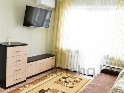 1-комнатная квартира · 40 м² · 4/5 этаж, Ерубаева 35 — Алиханова за 16 000 〒 в Караганде, Казыбек би р-н