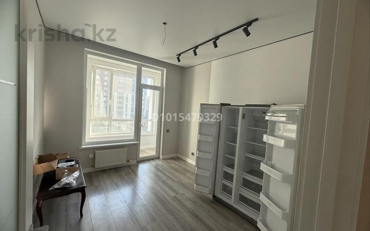 3-комнатная квартира · 86 м² · 4/14 этаж, Аль-Фараби 9 за 69 млн ₸ в Астане, Есильский р-н — фото 2