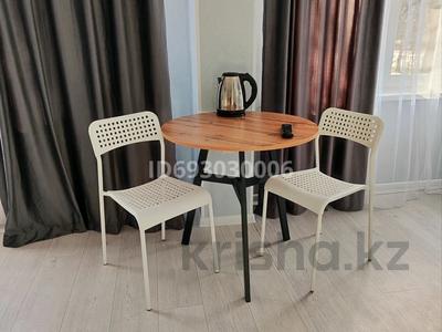 1-бөлмелі пәтер · 33 м² · 1/5 қабат, Виноградова 8 — Карбышева, бағасы: 11 000 ₸ в Усть-Каменогорске