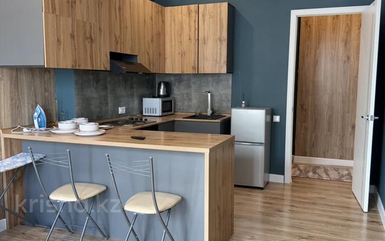 2-комнатная квартира · 52 м² · 12/16 этаж, Туркестан 28/2 за 18 000 ₸ в Астане, Есильский р-н — фото 2