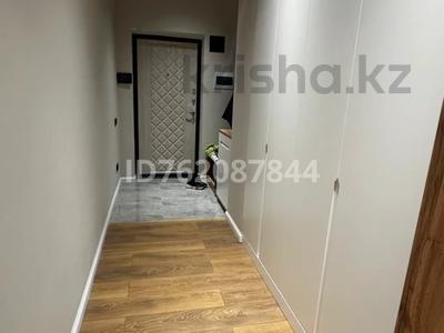 Аренда квартир посуточно в Карагандинской обл.: 3-комнатная квартира · 80 м² · 5/10 этаж, мкр Юго-Восток, Микрорайон Байкена Ашимова 21 за 30 000 〒 3-комнатная квартира · 80 м² · 5/10 этаж, мкр Юго-Восток, Микрорайон Байкена Ашимова 21 за 30 000 〒 в Караганде, Казыбек би р-н